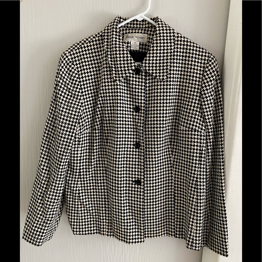 Women’s Rena Rowan black and white checked 18W jacket